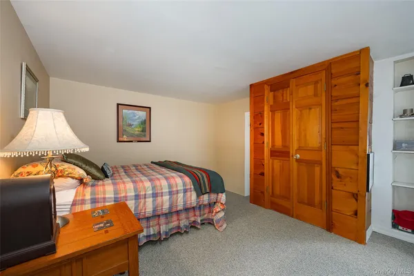 $800,000 | 2327 Salt Point Turnpike, Clinton Corners, NY 12514