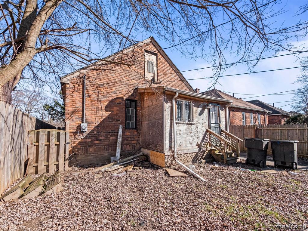 15439 Burt Road Detroit, MI 48223 - Photo 26 of 27