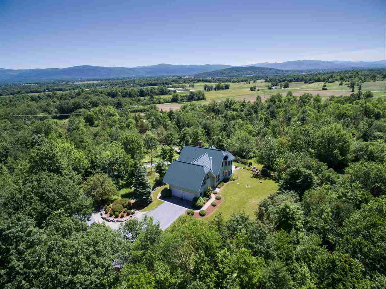 301 Cave Road Weybridge, VT 05753 - Photo 5 of 39