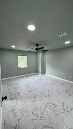 $1,700 | 121 South 10th Street, Unit A, Conroe, TX 77301