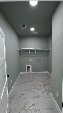 $1,700 | 121 South 10th Street, Unit A, Conroe, TX 77301