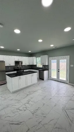 $1,700 | 121 South 10th Street, Unit A, Conroe, TX 77301