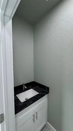 $1,700 | 121 South 10th Street, Unit A, Conroe, TX 77301