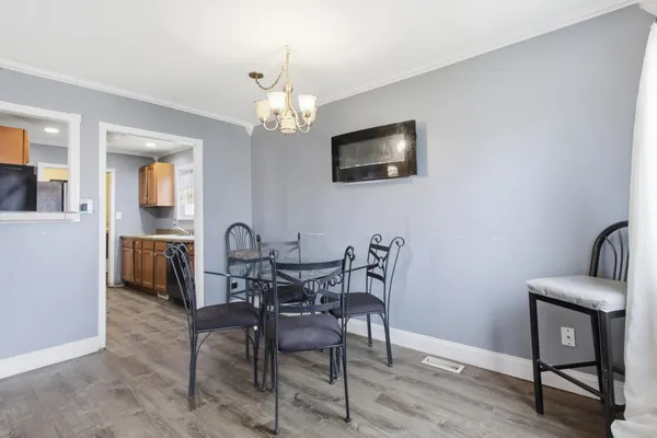 $170,000 | 170 Beyne Street, Mount Clemens, MI 48043