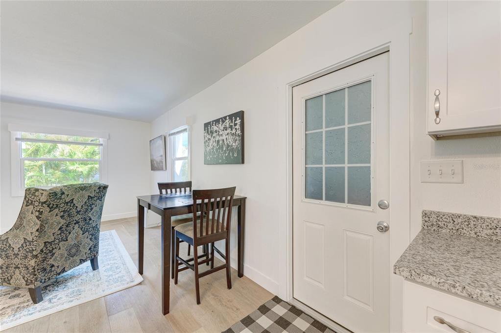 901 Oak Street Southwest Ruskin, FL 33570 - Photo 20 of 63