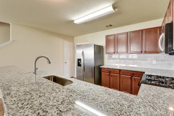 $2,495 | 3223 Zephyr Glen Way, Houston, TX 77084