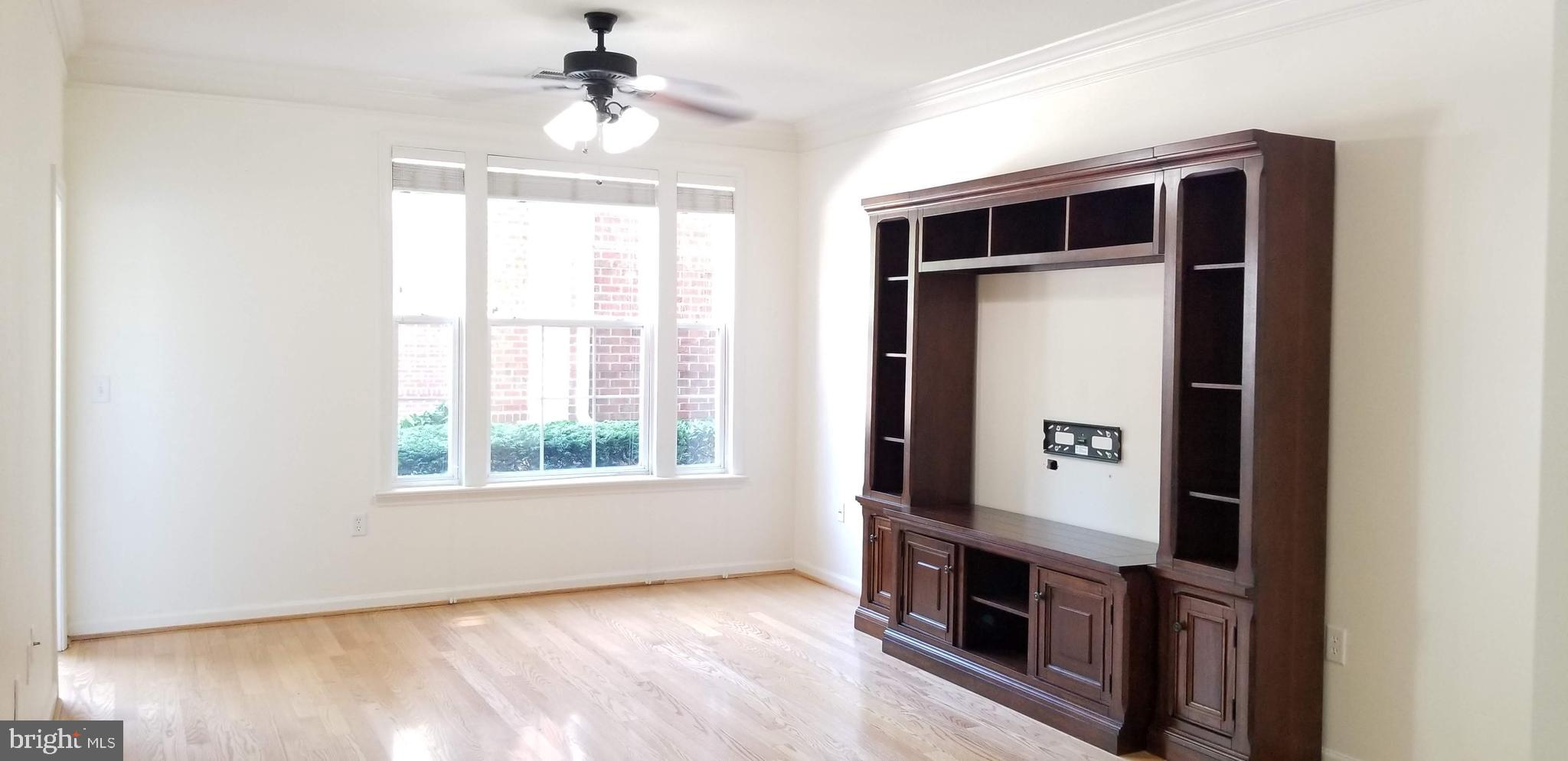 17 Granite Place, Unit 193 Gaithersburg, MD 20878 - Photo 3 of 18