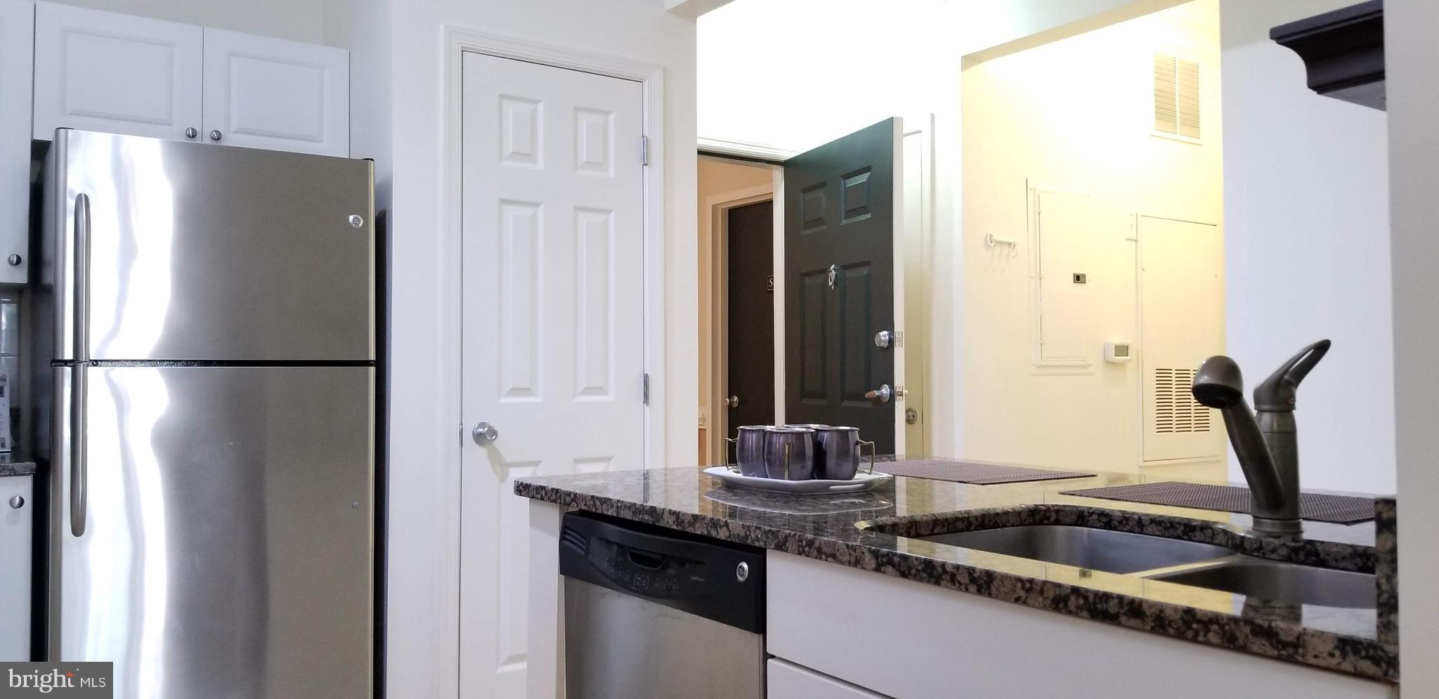 17 Granite Place, Unit 193 Gaithersburg, MD 20878 - Photo 5 of 18