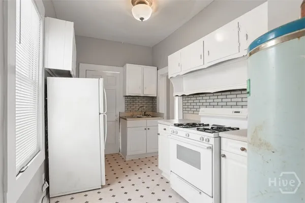 $1,995 | 1023 West 37th Street, Savannah, GA 31415