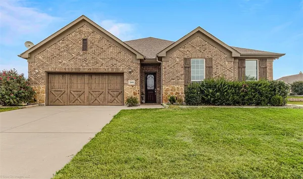 $549,000 | 2604 Sunset Bay Lane, Nevada, TX 75173