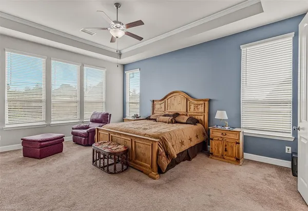 $549,000 | 2604 Sunset Bay Lane, Nevada, TX 75173