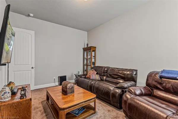 $549,000 | 2604 Sunset Bay Lane, Nevada, TX 75173