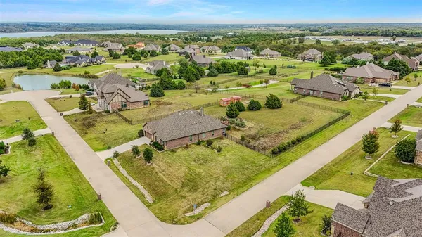 $549,000 | 2604 Sunset Bay Lane, Nevada, TX 75173
