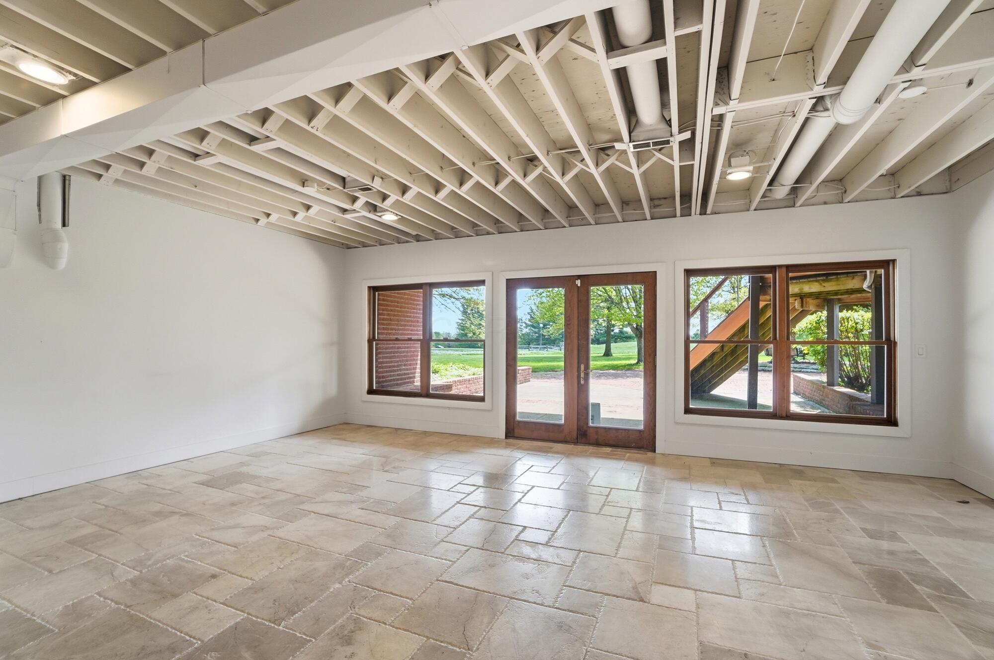 8290 Dustin Road Galena, OH 43021 - Photo 48 of 59 175