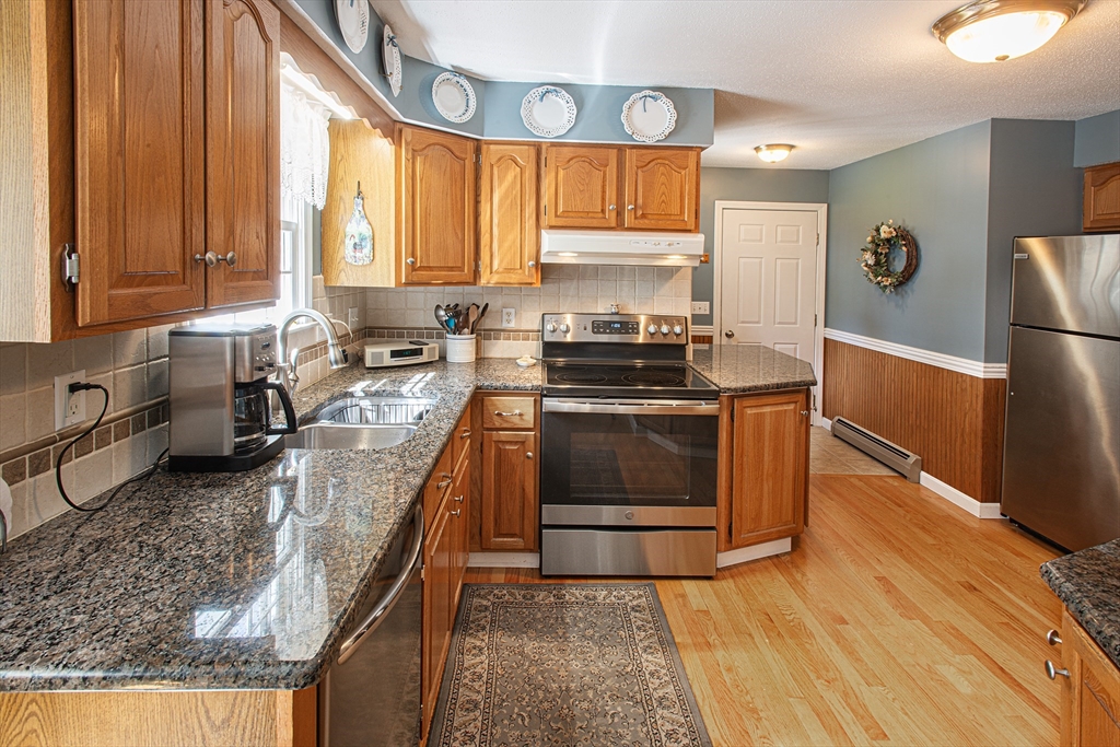 15 Evergreen Road Northampton, MA 01053 - Photo 12 of 34