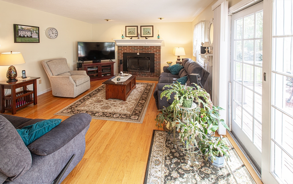 15 Evergreen Road Northampton, MA 01053 - Photo 17 of 34