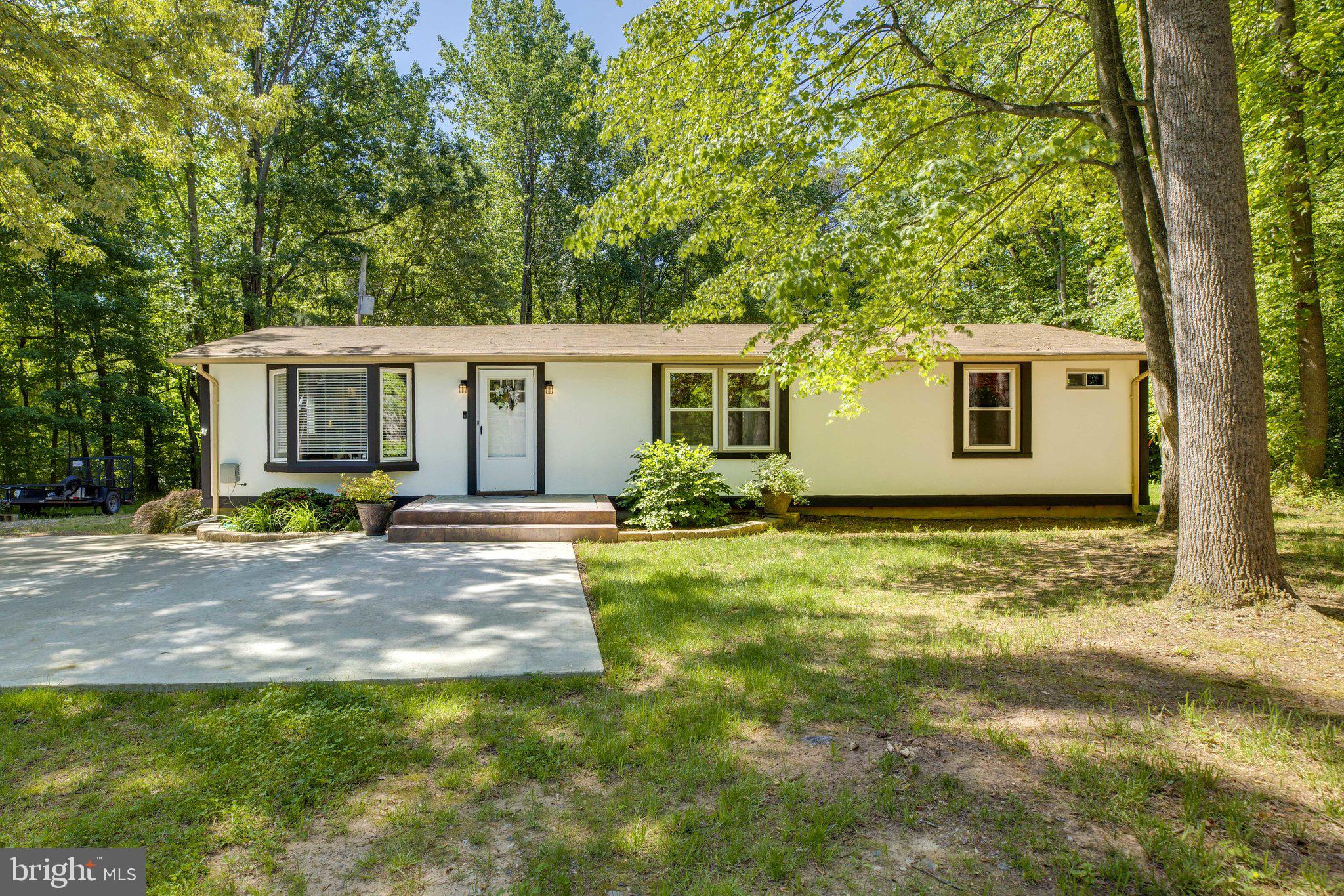 7287 Token Valley Road Manassas, VA 20112 - Photo 2 of 38 Welcome Home