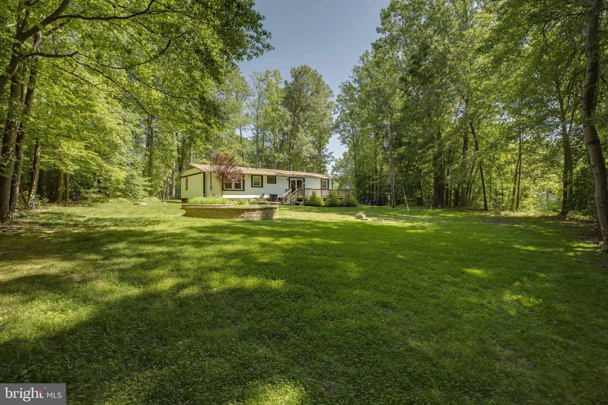 7287 Token Valley Road Manassas, VA 20112 - Photo 29 of 38 Large yard space perfect for entertaining