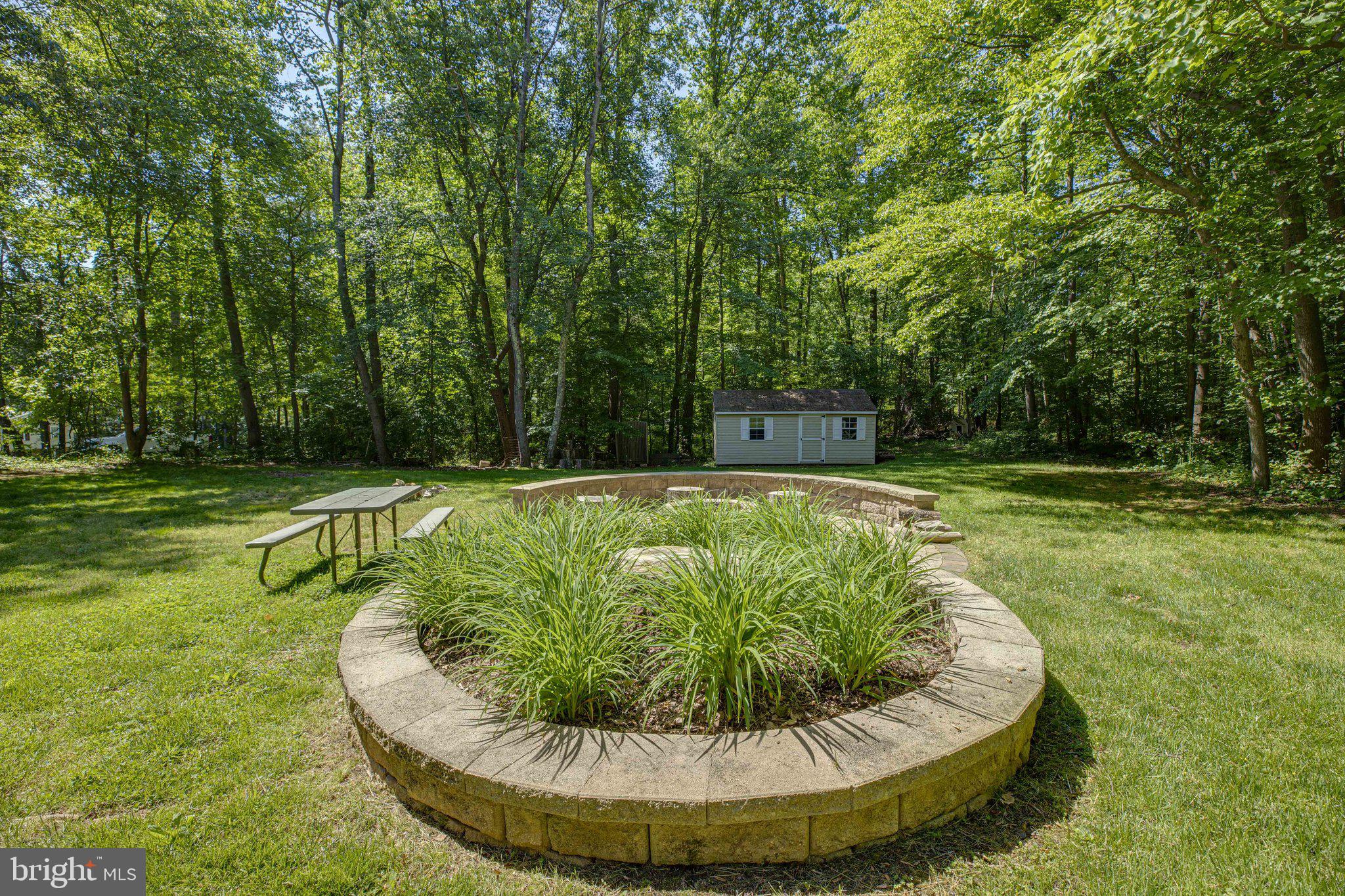 7287 Token Valley Road Manassas, VA 20112 - Photo 33 of 38 Extensive hardscape