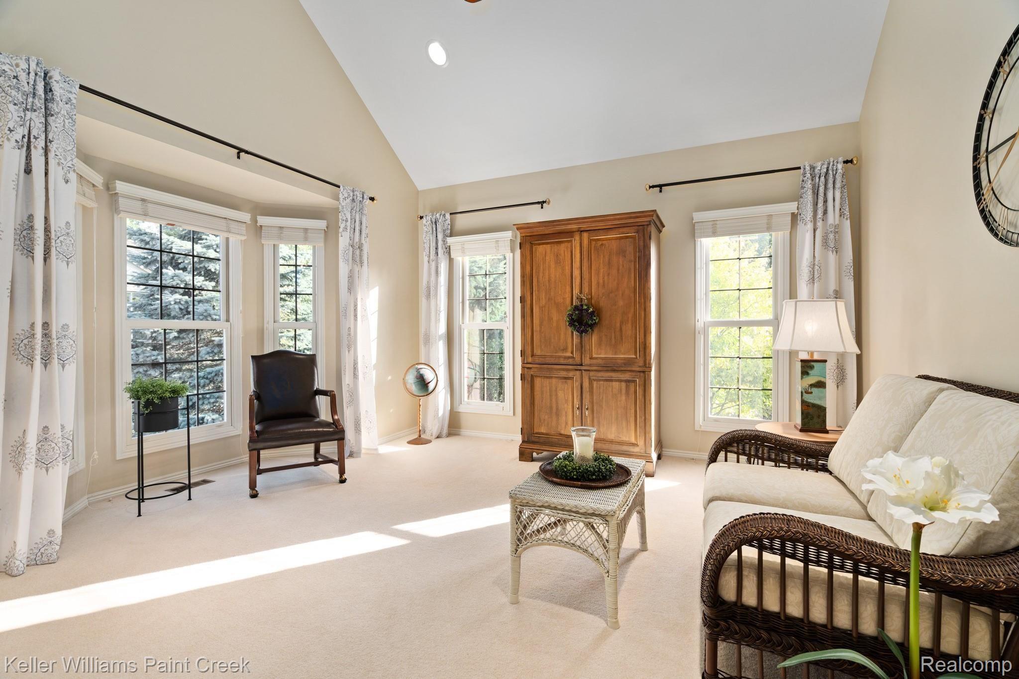 5136 Newport Court Rochester, MI 48306 - Photo 21 of 41 Light-filled 1st Floor Study!