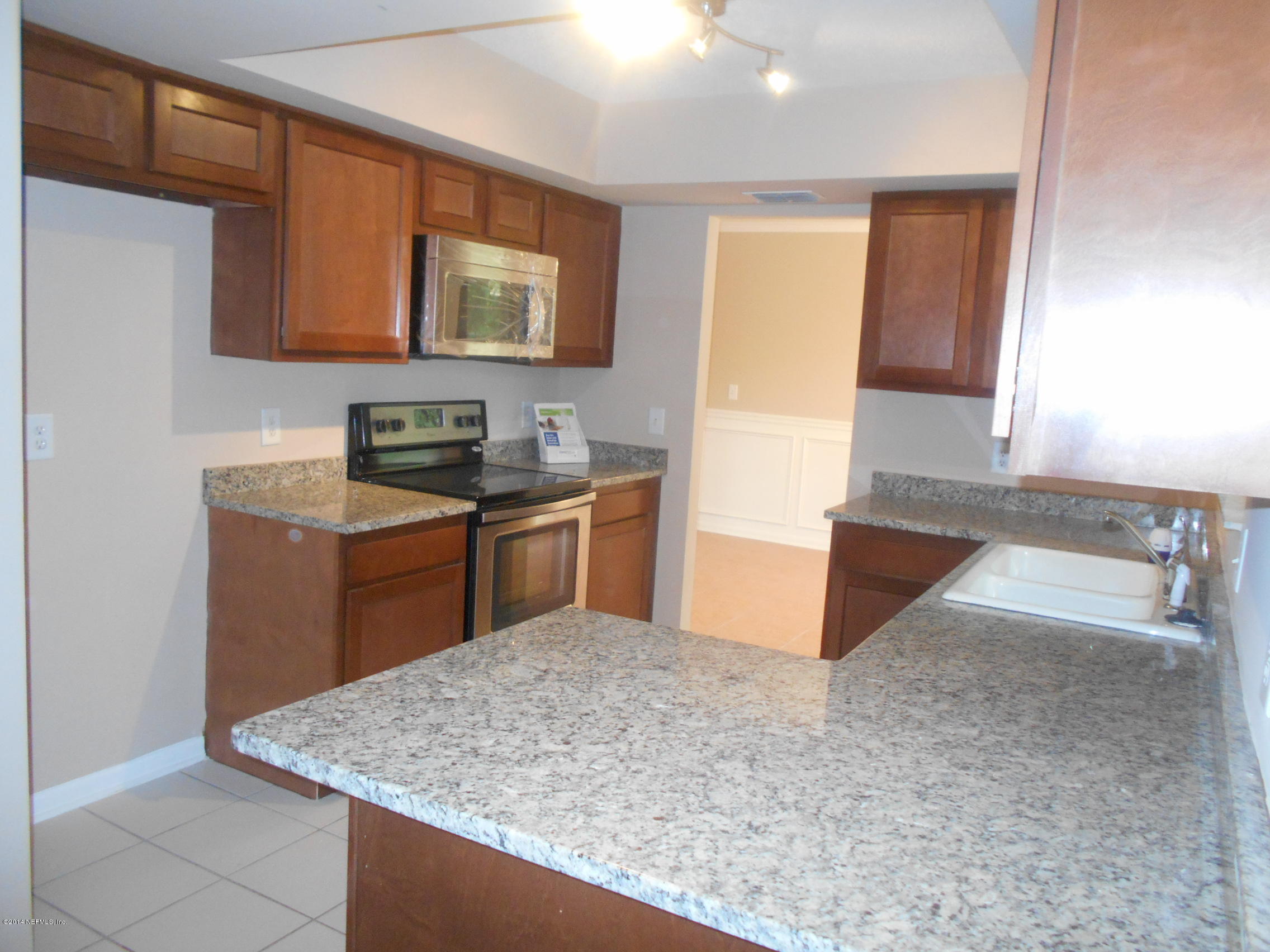 4822 Latimer Road South Jacksonville, FL 32257 - Photo 7 of 18 kitchen