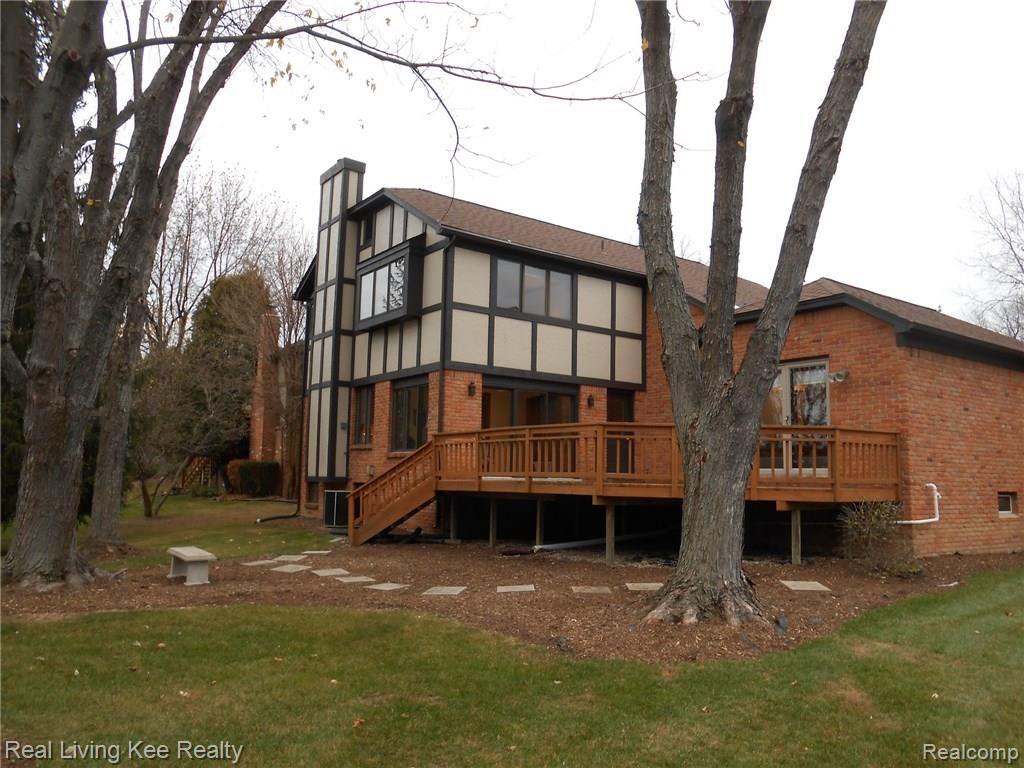 742 Stanford Circle Rochester, MI 48309 - Photo 33 of 35 Back Yard 3.JPG