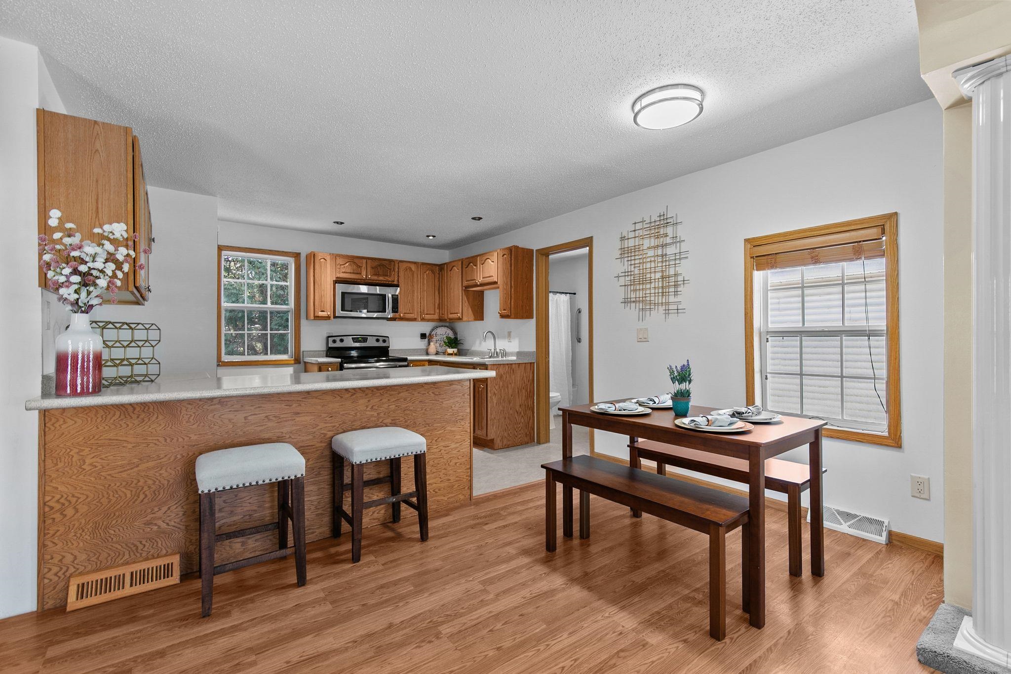 406 Wallace Street New London, WI 54961 - Photo 13 of 25