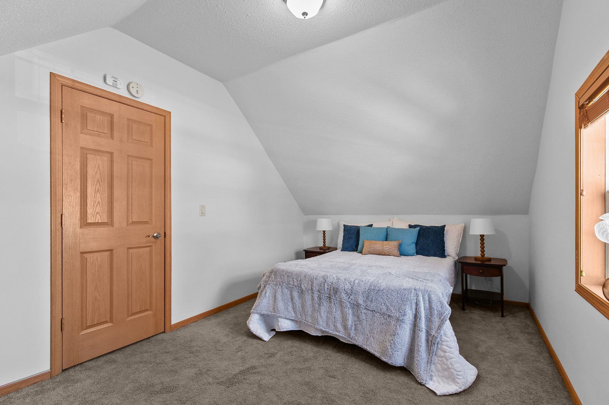 406 Wallace Street New London, WI 54961 - Photo 15 of 25