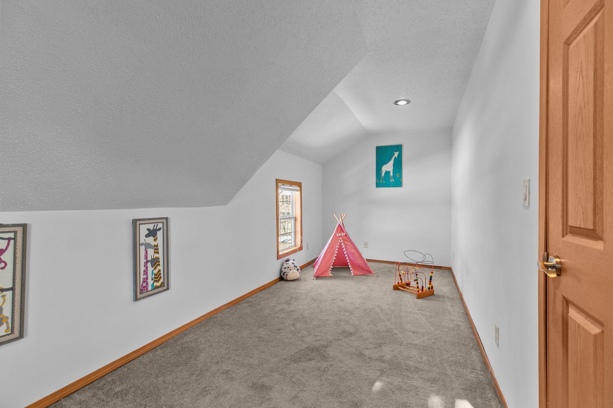 406 Wallace Street New London, WI 54961 - Photo 19 of 25