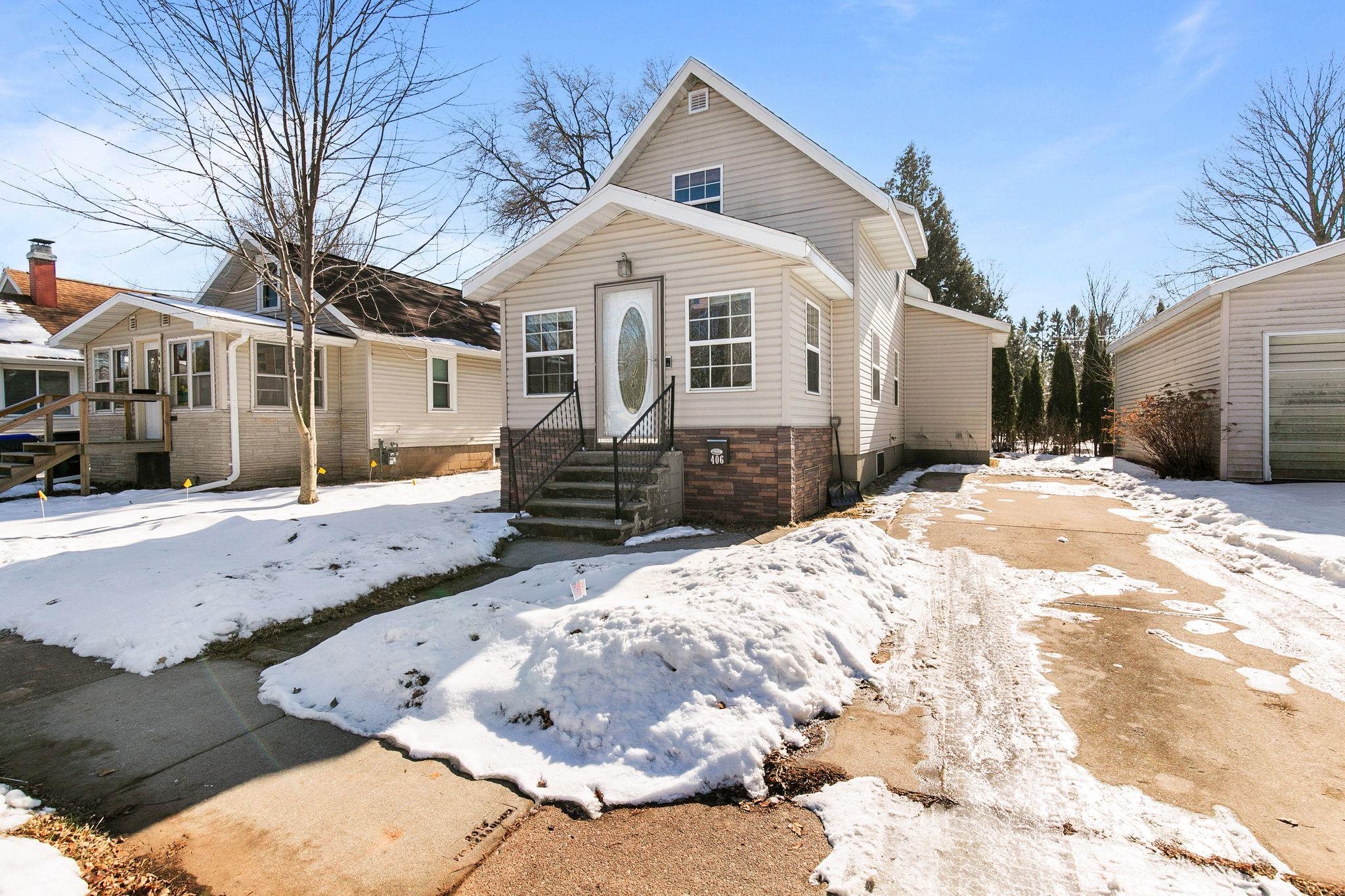 406 Wallace Street New London, WI 54961 - Photo 22 of 25