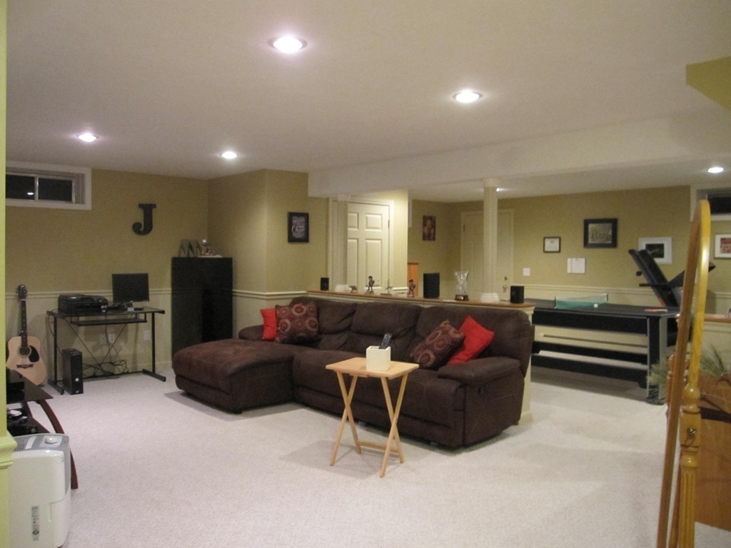 53 MacArthur Road Northbridge, MA 01534 - Photo 15 of 18 Gallery Image 15