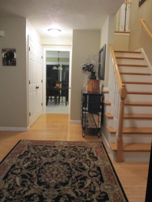 53 MacArthur Road Northbridge, MA 01534 - Photo 4 of 18 Gallery Image 4