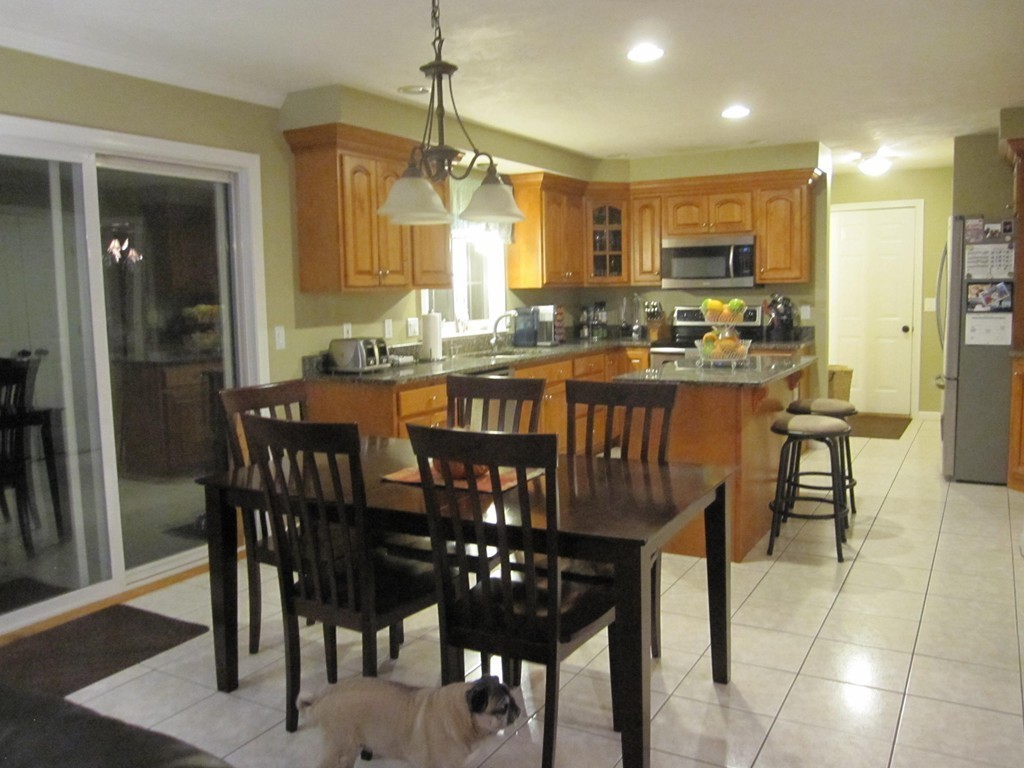 53 MacArthur Road Northbridge, MA 01534 - Photo 5 of 18 Gallery Image 5
