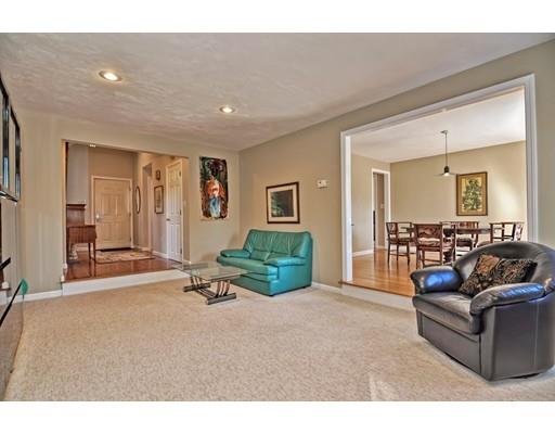 33 Hopewell Farm Road Natick, MA 01760 - Photo 9 of 28 Gallery Image 9