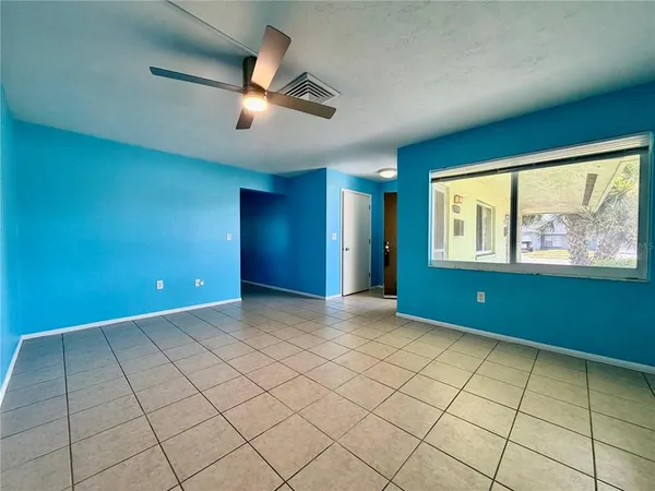 $1,695 | 2507 Terry Lane, Sarasota, FL 34231