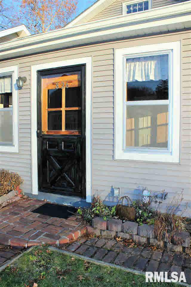 826 North 3rd Street Clinton, IA 52732 - Photo 12 of 17 Gallery Image 12