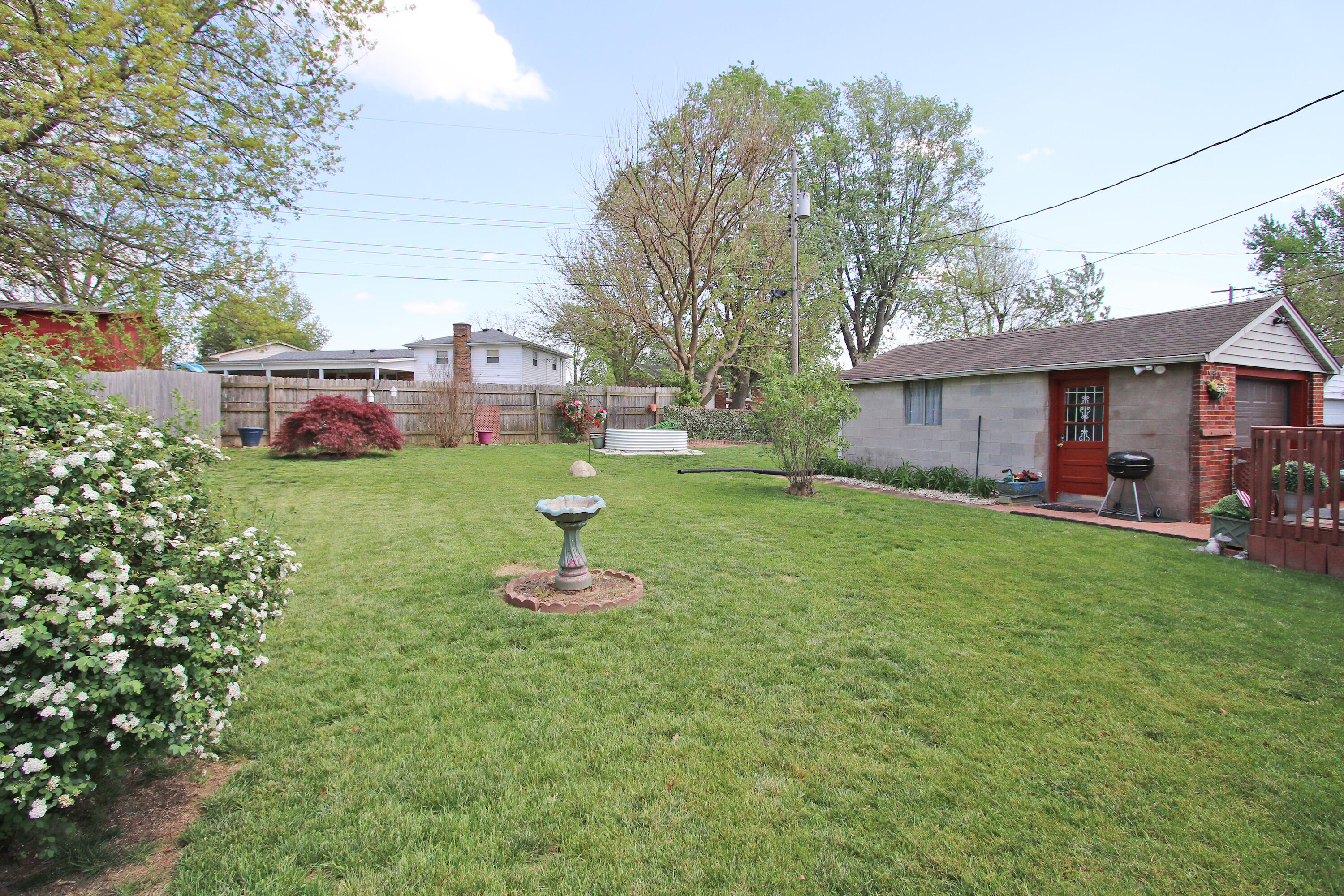 1689 Harrogate Road Lexington, KY 40505 - Photo 25 of 32 25