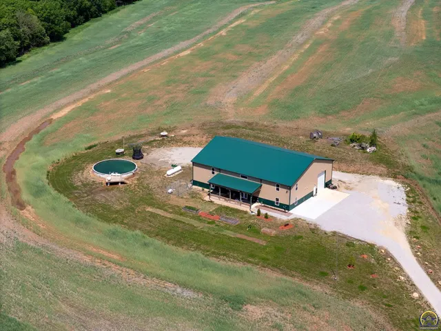 $1,649,000 | 14426 110th Street, Oskaloosa, KS 66066