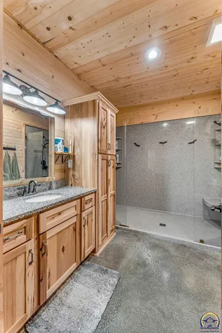 $1,649,000 | 14426 110th Street, Oskaloosa, KS 66066