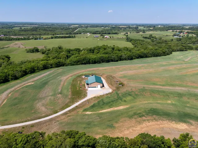 $1,649,000 | 14426 110th Street, Oskaloosa, KS 66066