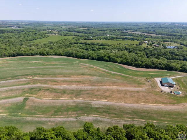 $1,649,000 | 14426 110th Street, Oskaloosa, KS 66066