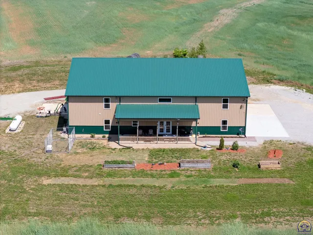 $1,649,000 | 14426 110th Street, Oskaloosa, KS 66066