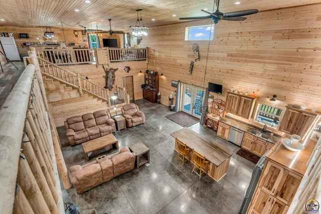 $1,649,000 | 14426 110th Street, Oskaloosa, KS 66066