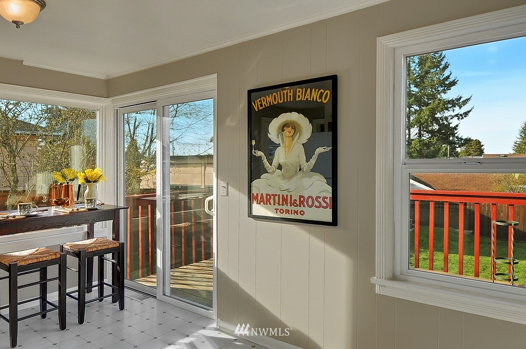 3906 Southwest Portland Street Seattle, WA 98136 - Photo 4 of 15 Gallery Image 4