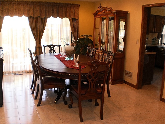 3334 Elmdale Road Glenview, IL 60025 - Photo 8 of 24 Gallery Image 8