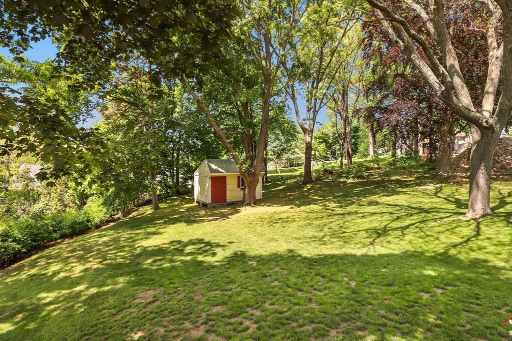 10 Howe Street Hingham, MA 02043 - Photo 28 of 39