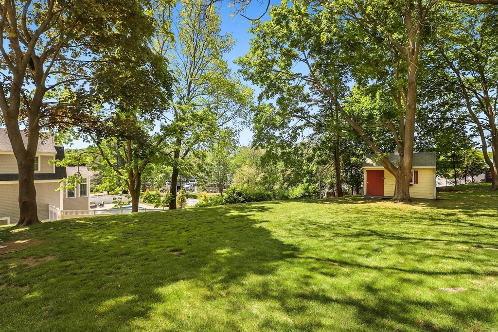 10 Howe Street Hingham, MA 02043 - Photo 29 of 39