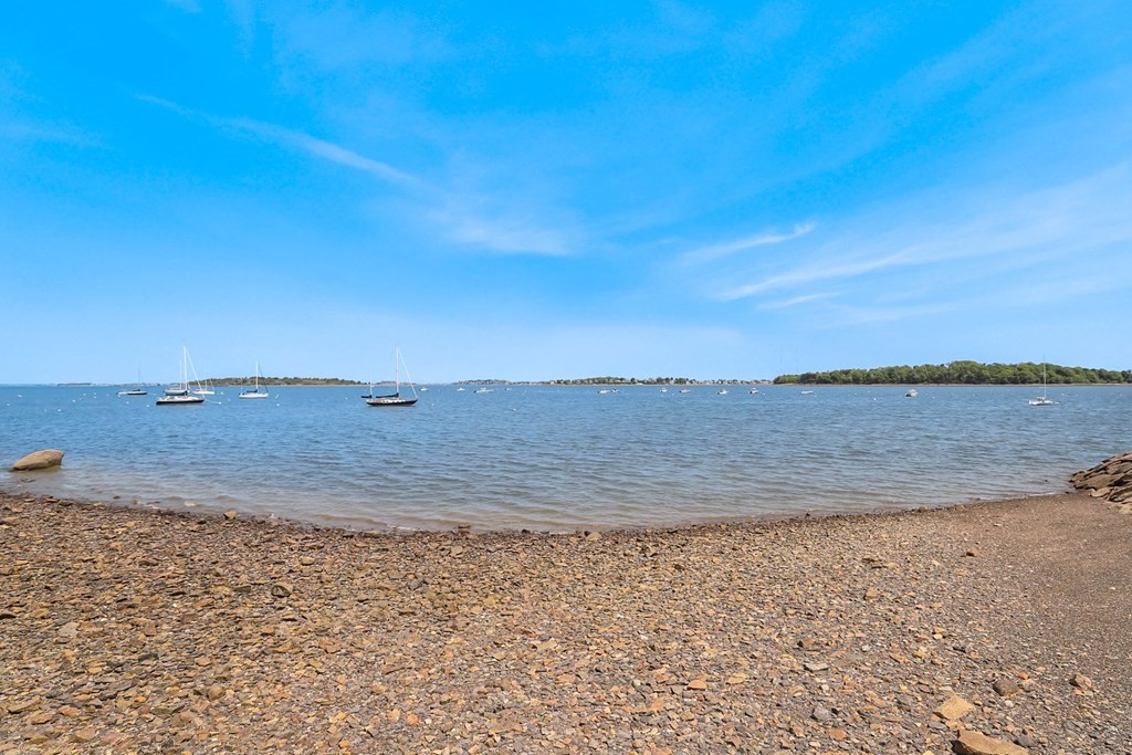 10 Howe Street Hingham, MA 02043 - Photo 33 of 39