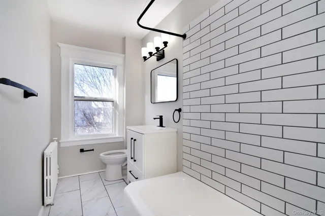 $3,650 | 132 Rich Avenue, Unit 3, Mount Vernon, NY 10550