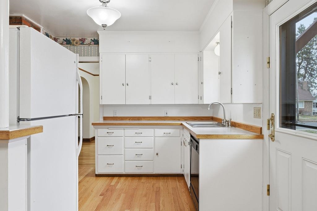 37 West 28th Avenue Spokane, WA 99203 - Photo 12 of 47